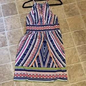 Womens medium dress. Soft fabric and flowy material